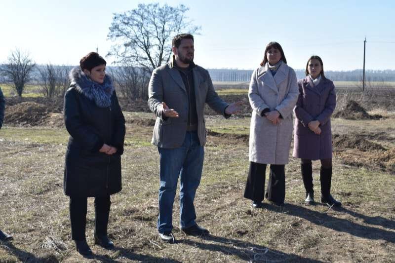 Лощинівка, Саф'янівська громада, водонапірна вежа, вежа Рожновського, відкриття водонапірної вежі Рожновського, Благодійний фонд Урбанського "Придунав'є", подарунок, Олександр Урбанський, заступник голови Одеської обласної ради, Наталія Тодорова, Саф'янівська сільська голова, Лощиновка, Сафьяновская громада, водонапорная башня, башня Рожновского, открытие водонапорной башни Рожновского, Благотворительный фонд Урбанского "Придунавье", подарок, Александр Урбанский, заместитель председателя Одесского областного совета, Наталья Тодорова, Сафьяновская сельская голова